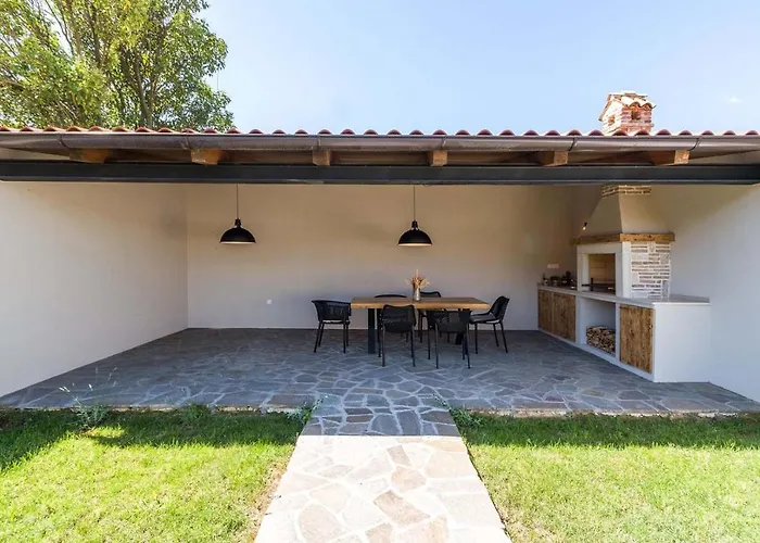 빌라 Casa Minina 보드냔