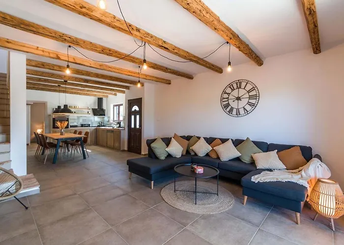 빌라 Casa Minina 보드냔